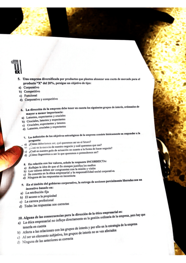 Miniatura del documento examen-1.pdf