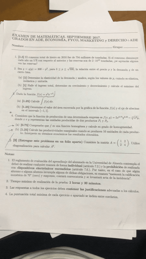 Miniatura del documento Examen Mates Septiembre 2017.jpg