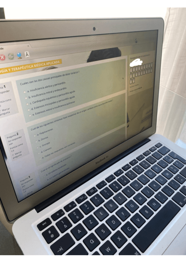 Miniatura del documento medica-cuatri-1.pdf