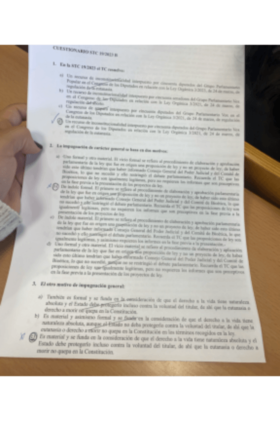 Miniatura del documento Practica-I-Consti-Raul-Canosa-usera.pdf