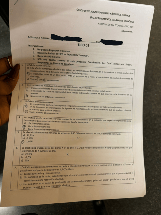 Miniatura del documento ExamenJunio.pdf