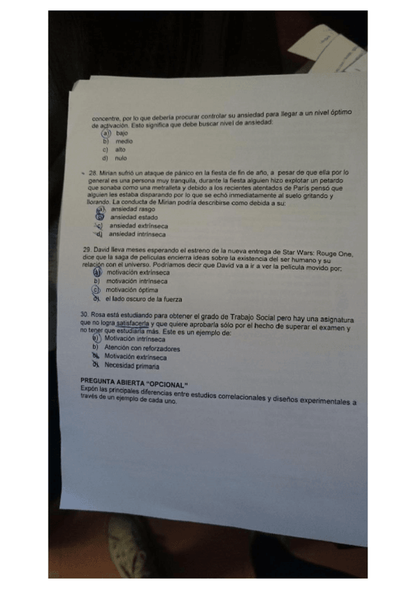 Miniatura del documento Exámenes psicología 2018.pdf