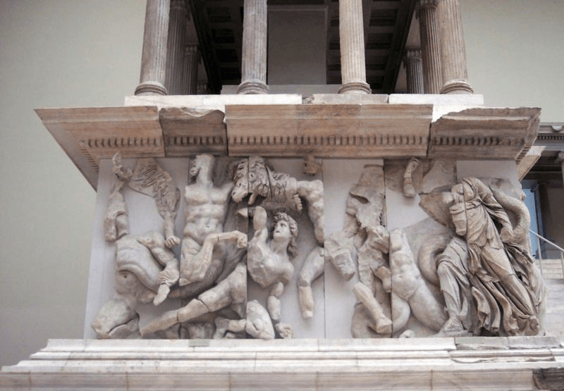 Miniatura del documento Gran Altar de Zeus- Época Helenística.jpg