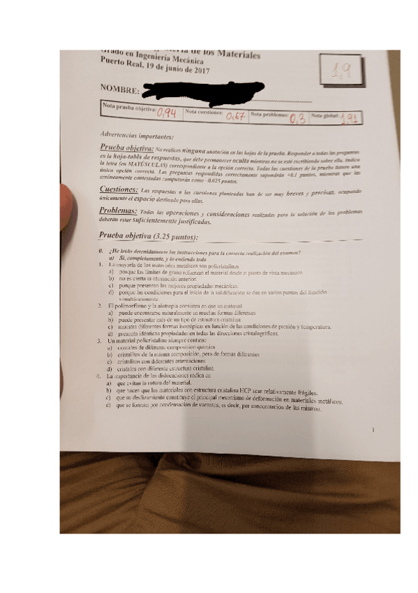 Miniatura del documento wuolah-Examen Junio 2017 Materiales.docx