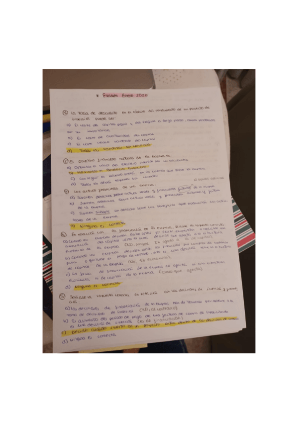 Miniatura del documento EXAMEN-2021-DF-CAVA.pdf