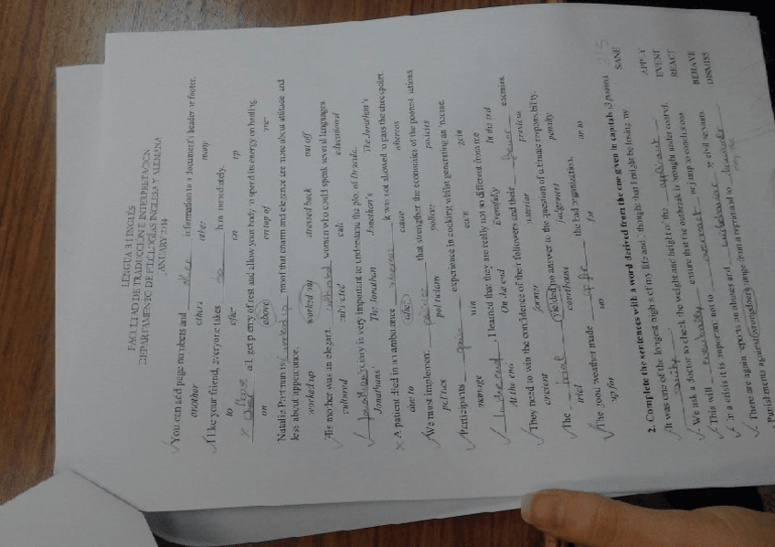 Miniatura del documento Fotografía de página completa.pdf