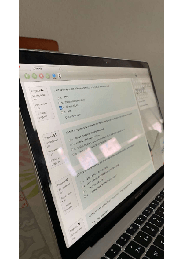 Miniatura del documento Examen-Clinica-I.pdf