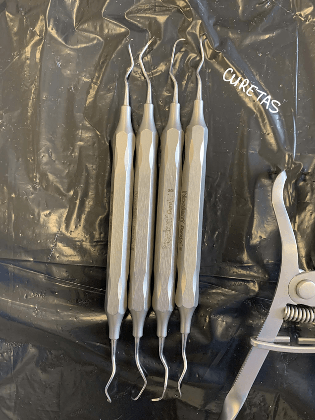 Miniatura del documento instrumentos-biomateriales-practica.pdf