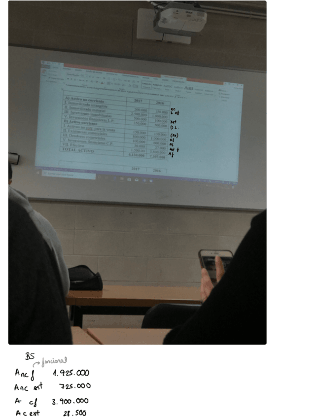 Miniatura del documento Examen-enero-2018.pdf