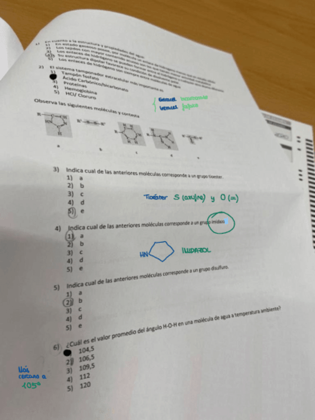 Miniatura del documento examen-2022-bq-solucionado.pdf