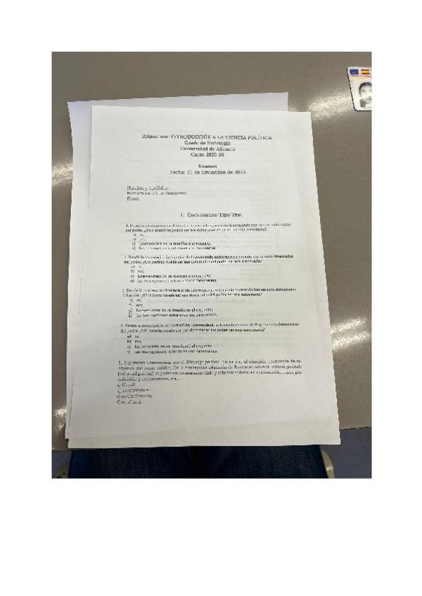 Miniatura del documento Examaen-politica.pdf