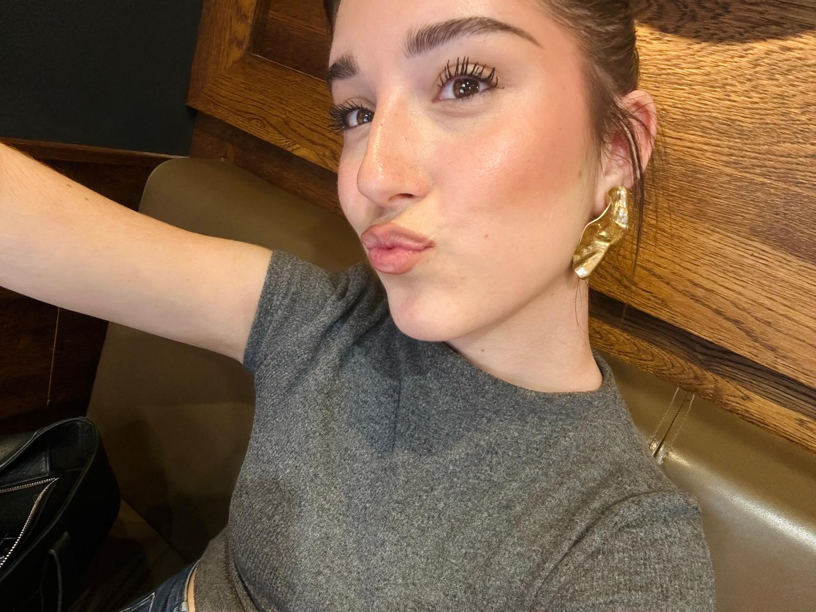 angelavarelaaa_